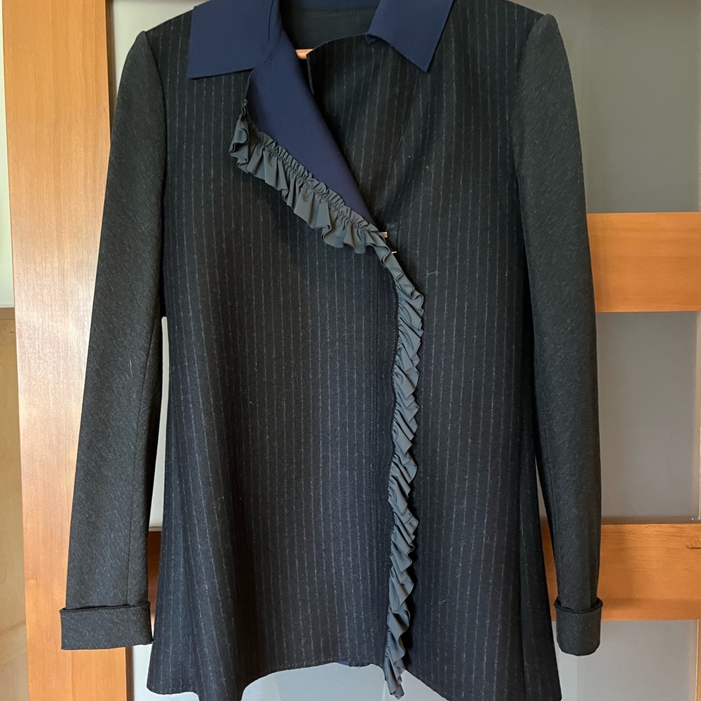 Marie Saint Pierre Elegant Black Pinstripe Women's Jacket and Skirt Suit